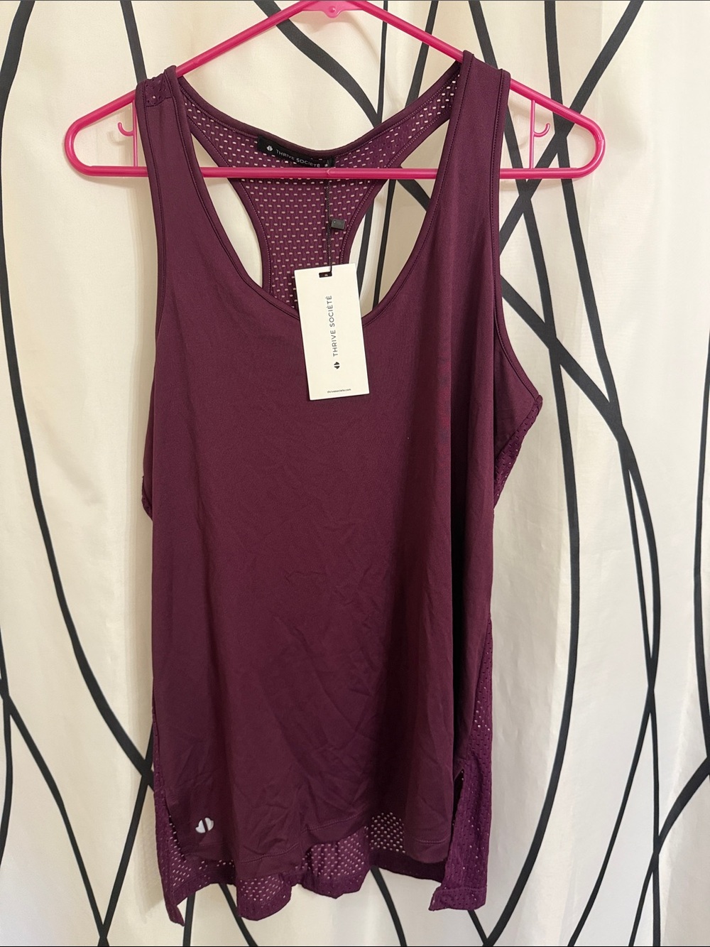 NWT Thrive Societe Plum Racerback Tank Top - Hi Lo Mesh - M